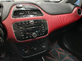 Fiat Punto Punto Evo (199) Hatchback 1.4 16V MultiAir Start&Stop (955.A.6000(Euro=
 5)) [77kW]  (10-2009/02-2012) picture 17