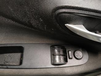 Fiat Punto Punto Evo (199) Hatchback 1.4 16V MultiAir Start&Stop (955.A.6000(Euro=
 5)) [77kW]  (10-2009/02-2012) picture 13