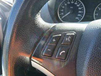 BMW 1-serie 1 serie (E87/87N) Hatchback 5-drs 116i 1.6 16V (N45-B16A) [85kW]  (06-=
2004/06-2011) picture 10