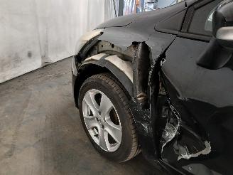 Renault Clio Clio IV (5R) Hatchback 5-drs 0.9 Energy TCE 90 12V (H4B-400(H4B-A4)) [=
66kW]  (11-2012/08-2021) picture 23