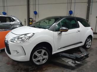 Dezmembrări autoturisme Citroën DS3 DS3 (SA) Hatchback 1.2 12V PureTech 82 (EB2F(HMZ)) [60kW]  (01-2013/03=
-2015) 2014/1