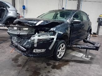 Salvage car Volkswagen Polo Polo V (6R) Hatchback 1.2 12V BlueMotion Technology (CGPA(Euro 5)) [51=
kW]  (06-2009/05-2014) 2009/9
