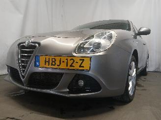 Avarii autoturisme Alfa Romeo Giulietta Giulietta (940) Hatchback 1.6 JTDm 16V (940.A.3000) [77kW]  (04-2010/0=
2-2016) 2013/3