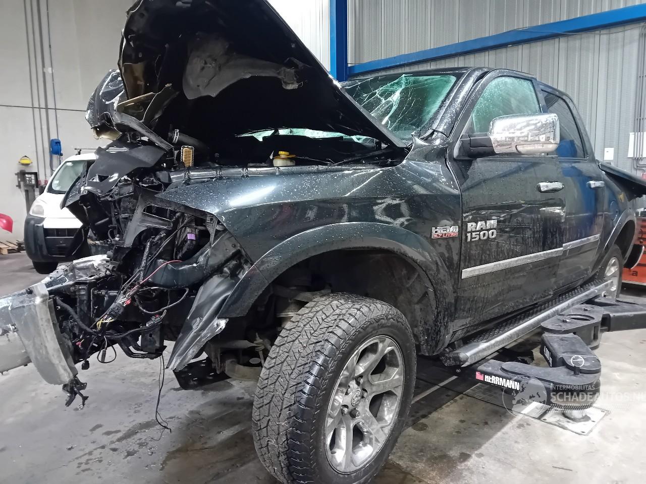   1500 Standard Cab (DS) Pick-up 5.7 Hemi V8 (EZH) [295kW]  (09-2012/12-=
2018)