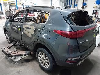 Kia Sportage Sportage (QL) Terreinwagen 1.6 T-GDI 16V 4x4 (G4FJ) [130kW]  (09-2015/=
09-2022) picture 4