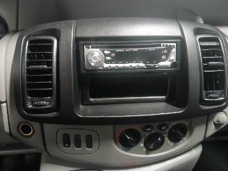 Renault Trafic Trafic New (FL) Van 1.9 dCi 82 16V (F9Qt-762) [60kW]  (03-2001/10-2006=
) picture 14