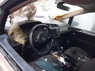 Volkswagen Touran Touran (5T1) MPV 1.6 TDI SCR BlueMotion Technology (DGDA) [85kW]  (05-=
2016/12-2021) picture 5