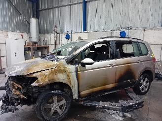 Auto da rottamare Volkswagen Touran Touran (5T1) MPV 1.6 TDI SCR BlueMotion Technology (DGDA) [85kW]  (05-=
2016/12-2021) 2016/9