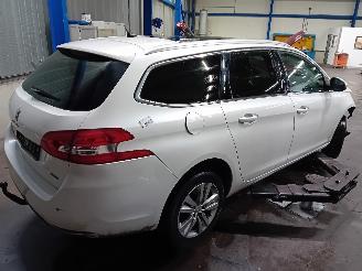 Peugeot 308 308 SW (L4/L9/LC/LJ/LR) Combi 5-drs 1.6 BlueHDi 120 (DV6FC(BHZ)) [88kW=
]  (03-2014/12-2021) picture 3