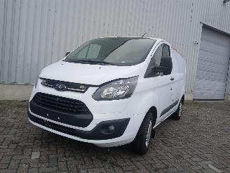 Vaurioauto  passenger cars Ford Transit Transit Custom Van 2.2 TDCi 16V (DRFF) [74kW]  (04-2012/06-2016) 2013/2