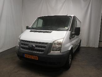 Damaged car Ford Transit Transit Van 2.2 TDCi 16V (DRFC) [74kW]  (10-2011/08-2014) 2012/1