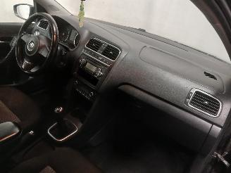 Volkswagen Polo Polo V (6R) Hatchback 1.2 TDI 12V BlueMotion (CFWA(Euro 5)) [55kW]  (1=
0-2009/05-2014) picture 8