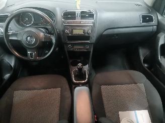 Volkswagen Polo Polo V (6R) Hatchback 1.2 TDI 12V BlueMotion (CFWA(Euro 5)) [55kW]  (1=
0-2009/05-2014) picture 11