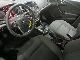 Opel Astra Astra J Sports Tourer (PD8/PE8/PF8) Combi 1.4 Turbo 16V (A14NEL(Euro 5=
)) [88kW]  (10-2010/10-2015) picture 12