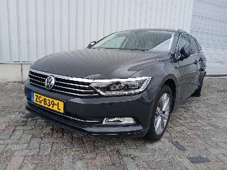 Coche accidentado Volkswagen Passat Passat Variant (3G5) Combi 1.5 TSI 16V (DADA) [110kW]  (08-2018/03-202=
4) 2019/5