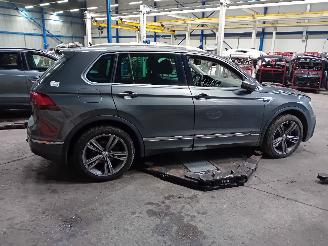 Volkswagen Tiguan Tiguan (AD1) SUV 1.4 TSI 16V (CZEA) [110kW]  (05-2016/04-2024) picture 3