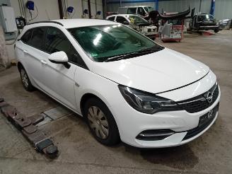 Opel Astra Astra K Sports Tourer Combi 1.5 CDTi 122 12V (F15DVH) [90kW]  (06-2018=
/...) picture 2