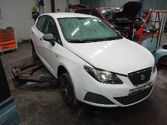 Seat Ibiza Ibiza IV (6J5) Hatchback 5-drs 1.2 12V (CGPB) [44kW]  (07-2009/05-2015=
) picture 2