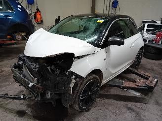 Sloopauto Opel Adam Adam Hatchback 3-drs 1.4 16V (A14XER(Euro 5)) [64kW]  (10-2012/02-2019=
) 2013/5