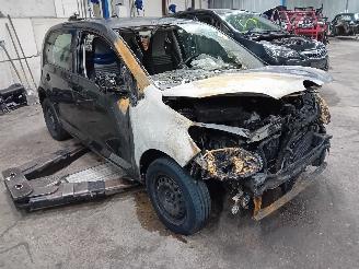 Volkswagen Up! Up! (121) Hatchback 1.0 12V 60 (CHYA) [44kW]  (08-2011/08-2020) picture 2