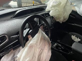 Toyota Prius Prius (ZVW5) Hatchback 1.8 16V Hybrid (2ZRFXE) [72kW]  (09-2015/12-202=
2) picture 5