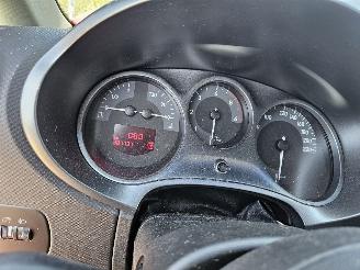 Seat Leon Leon (1P1) Hatchback 5-drs 1.9 TDI 105 (BXE) [77kW]  (07-2005/12-2010)= picture 2