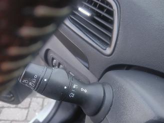 Renault Scenic Grand Scénic III (JZ) MPV 1.4 16V TCe 130 (H4J-700(H4J-A7)) [96kW]  =
(02-2009/12-2016) picture 13