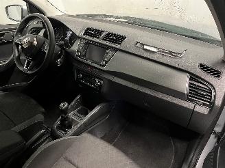 Skoda Fabia Fabia III Combi (NJ5) Combi 5-drs 1.2 TSI 16V Greentech (CJZD(Euro 6))=
 [81kW]  (10-2014/12-2022) picture 26