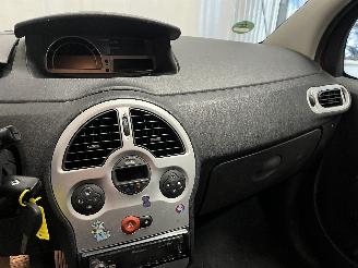 Renault Modus Modus/Grand Modus (JP) MPV 1.2 16V TCE 100 (D4F-784(D4F-H7)) [74kW]  (=
05-2007/12-2012) picture 19