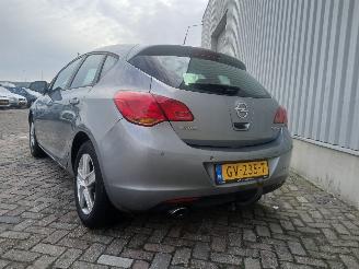 Opel Astra Astra J (PC6/PD6/PE6/PF6) Hatchback 5-drs 1.4 Turbo 16V (A14NET(Euro 5=
)) [103kW]  (12-2009/10-2015) picture 5