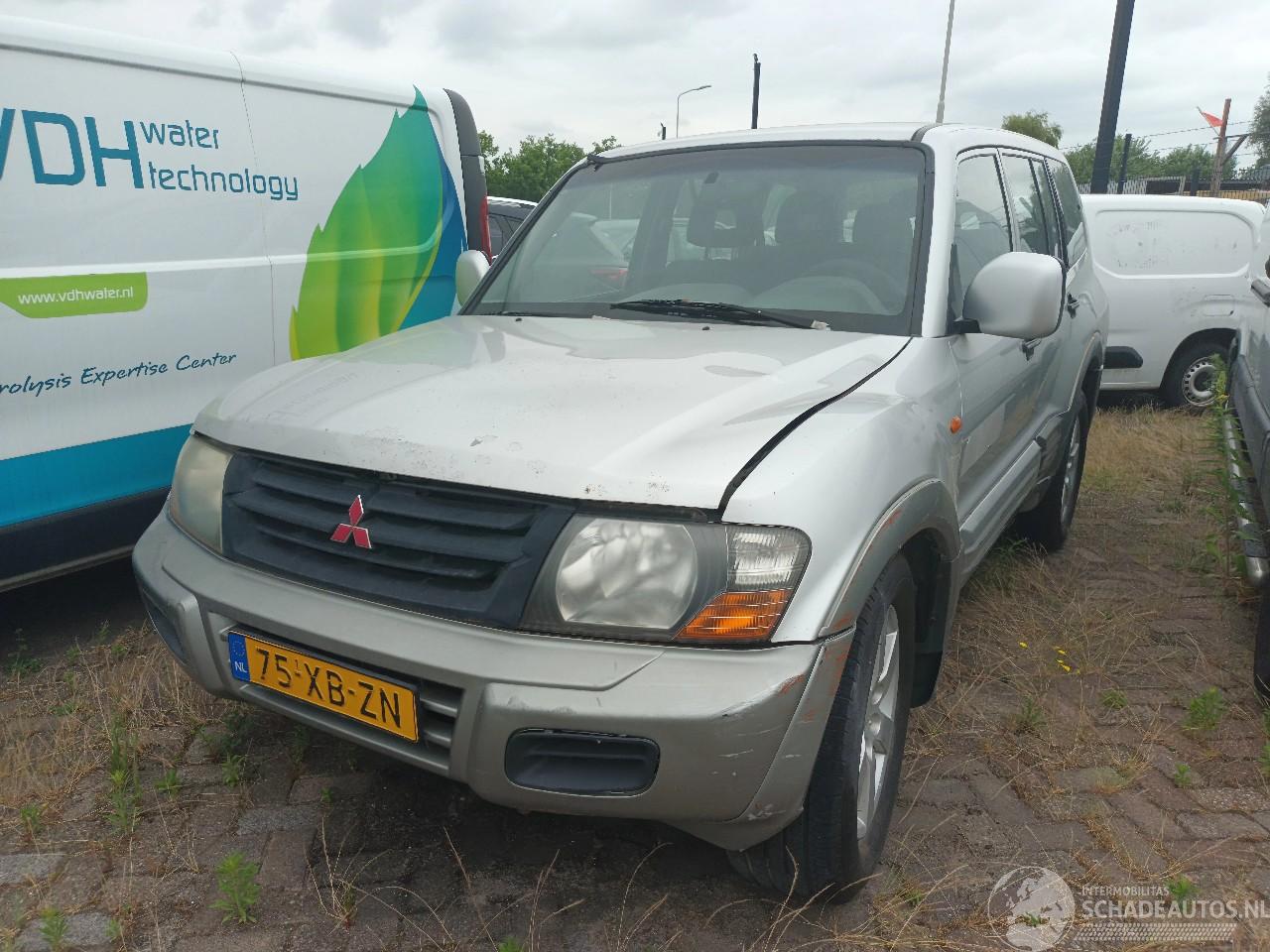 Mitsubishi Pajero Pajero Hardtop (V6/7) Terreinwagen 3.2 DI-D 16V (4M41) [118kW]  (04-20=
00/12-2006)