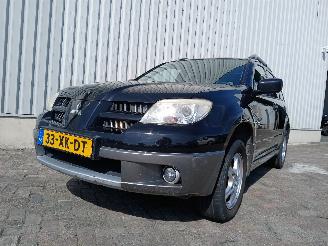 skadebil auto Mitsubishi Outlander Outlander (CU) SUV 2.0 16V 4x2 (4G63(16V)) [100kW]  (05-2003/10-2006) 2007/6