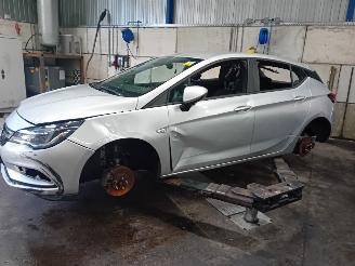 disassembly passenger cars Opel Astra Astra K Hatchback 5-drs 1.6 CDTI 110 16V (B16DTU) [81kW]  (06-2015/12-=
2022) 2018/7