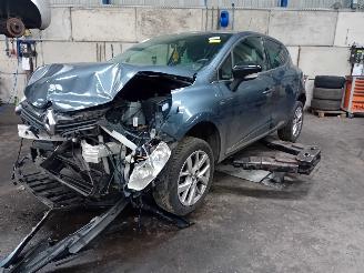 Dezmembrări autoturisme Renault Clio Clio IV (5R) Hatchback 5-drs 0.9 Energy TCE 90 12V (H4B-408(H4B-B4)) [=
66kW]  (11-2012/08-2021) 2018/8