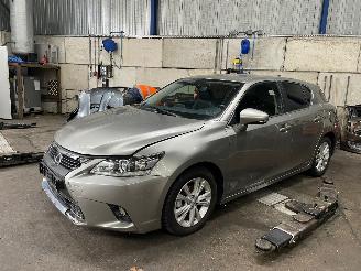 Sloopauto Lexus Ct CT 200h Hatchback 1.8 16V (2ZR-FXE) [100kW]  (09-2011/...) 2016/8