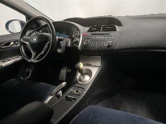 Honda Civic Civic (FK/FN) Hatchback 2.2 i-CTDi 16V (N22A2) [103kW]  (09-2005/01-20=
12) picture 10