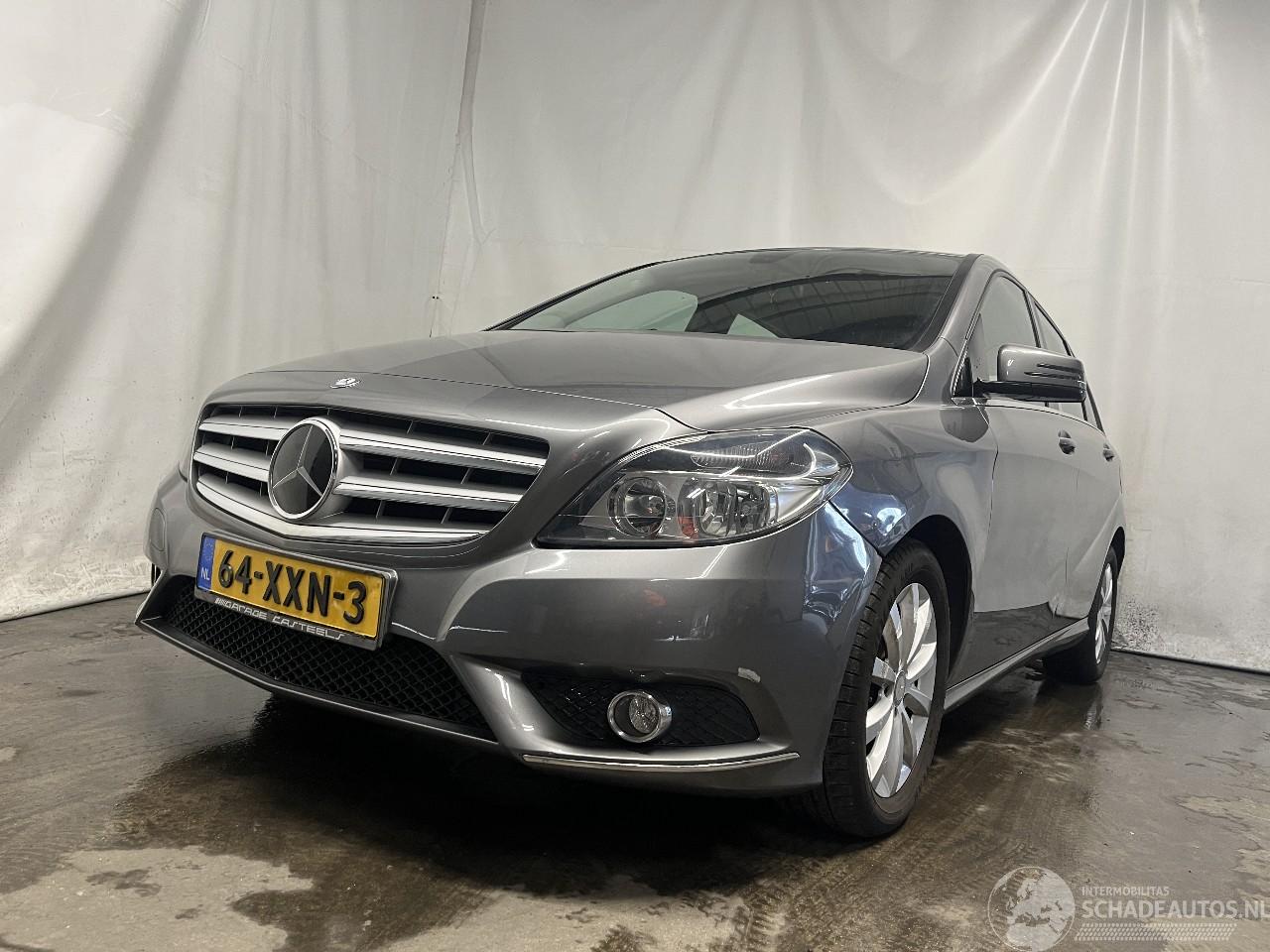 Mercedes B-klasse B (W246) Hatchback 1.6 B-180 BlueEFFICIENCY Turbo 16V (M270.910) [90kW=
]  (11-2011/12-2018)