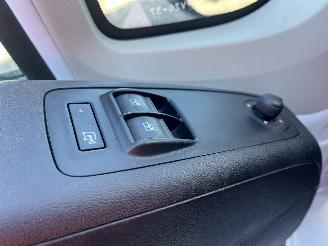 Peugeot Boxer Boxer (U9) Van 2.2 HDi 110 Euro 5 (P22DTE(4HG)) [81kW]  (03-2011/12-20=
20) picture 13