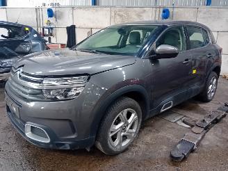 Vrakbiler auto Citroën C5 C5 Aircross I (A4/AC/AJ/AR) SUV 1.5 Blue HDi 130 16V (DV5RC(YHZ)) [96k=
W]  (11-2018/...) 2021