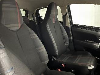 Peugeot 108 108 Hatchback 1.0 12V (1KRFE(CFB)) [51kW]  (05-2014/...) picture 8