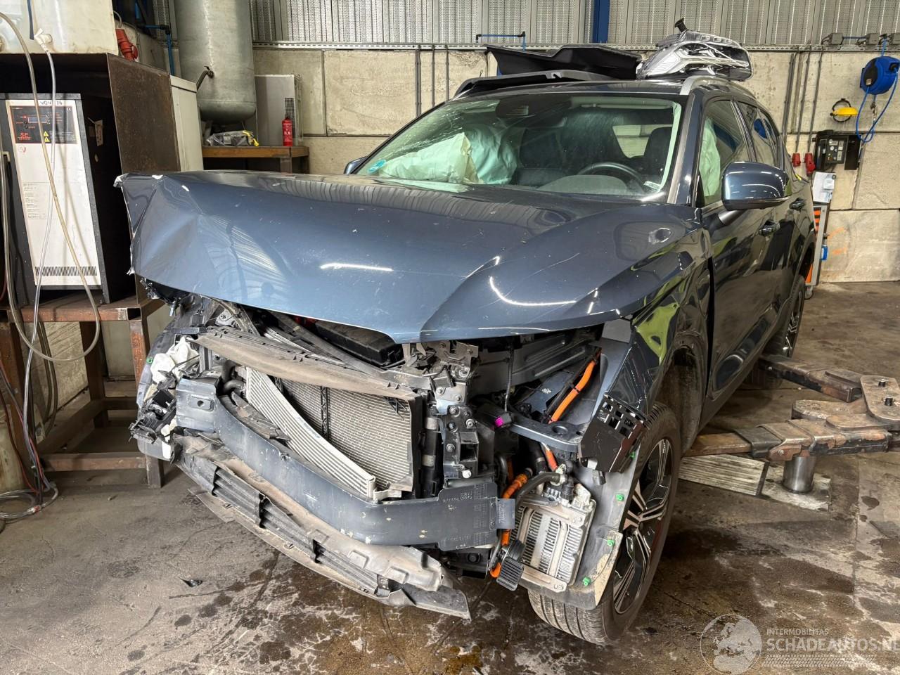 Volvo XC40 XC40 (XZ) SUV 1.5 T5 Plug-in Hybrid 16V (B3154T5) [193kW]  (06-2019/..=
=2E)