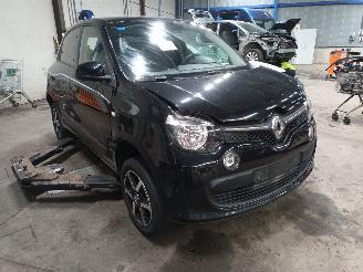 Renault Twingo Twingo III (AH) Hatchback 5-drs 1.0 SCe 70 12V (H4D-400(H4D-A4)) [51kW=
]  (09-2015/04-2019) picture 2