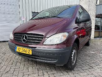 krockskadad bil auto Mercedes Vito Vito (639.6) Van 2.2 111 CDI 16V (OM646.980) [85kW]  (07-2007/08-2014)= 2009/11