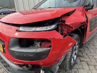 Citroën C4 C4 Cactus (0B/0P) Hatchback 5-drs 1.2 PureTech 82 12V (EB2F(HMZ)) [60k=
W]  (09-2014/...) picture 12