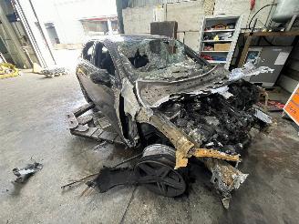 Mercedes A-klasse A (177.0) Hatchback 1.3 A-250 e Turbo 16V (M282.914) [160kW]  (08-2019=
/12-2026) picture 2