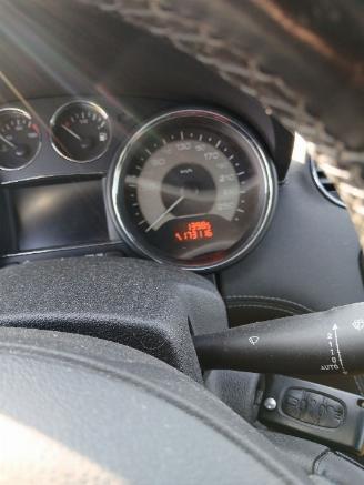 Peugeot RCZ RCZ (4J) Coupé 1.6 16V THP (EP6CDTX(5FU)) [147kW]  (06-2010/12-2015)= picture 2