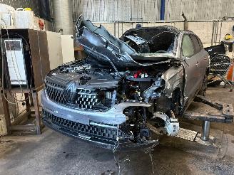 Vrakbiler auto Renault Espace Espace (RHN) SUV 1.2 E-Tech full hybrid 200 (H5F-601(H5F-B6)) [146kW] =
 (05-2023/...) 2025/8