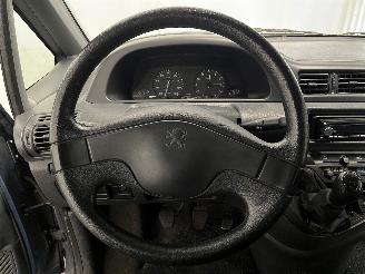 Peugeot Expert Expert (224) MPV 1.6 (220A2.000) [58kW]  (02-1996/09-2000) picture 16