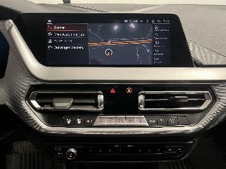 BMW 1-serie 1 serie (F40) Hatchback 120i 2.0 TwinPower 16V (B48-A20F) [131kW]  (11=
-2020/...) picture 17