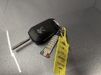 Peugeot 208 208 II (UB/UH/UP) Hatchback 5-drs 1.2 Vti 12V PureTech 75 (EB2FAD(HMH)=
) [55kW]  (06-2019/...) picture 29